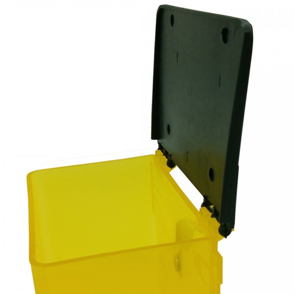 Поилка ниппельная для кроликов и птиц с бачком 0,5 л 90° Monoflo