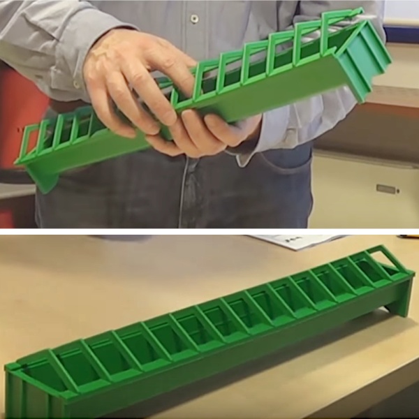 Кормушка лотковая 50 см пластик для цыплят River