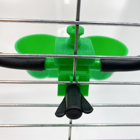 Поилка чашечная двойная