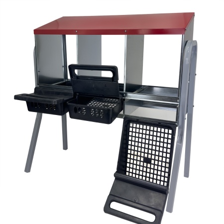 Гнездо для кур несушек 3 секции, на ножках, с яйцесборником