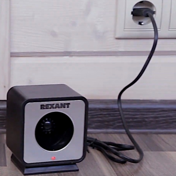 Отпугиватель вредителей REXANT с изменяемой частотой излучения