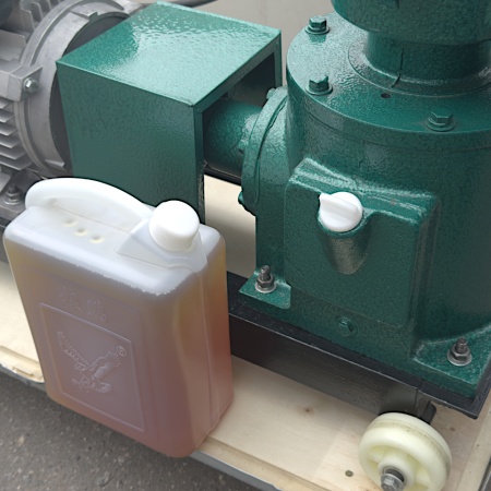 Гранулятор для комбикорма HobbyFarm FP120 диаметр матрицы 120 мм, гранул 3,8 мм, 3 кВт/220 В