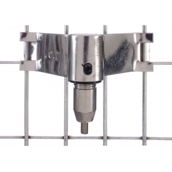 Поилка ниппельная для птиц/кроликов с распорным креплением