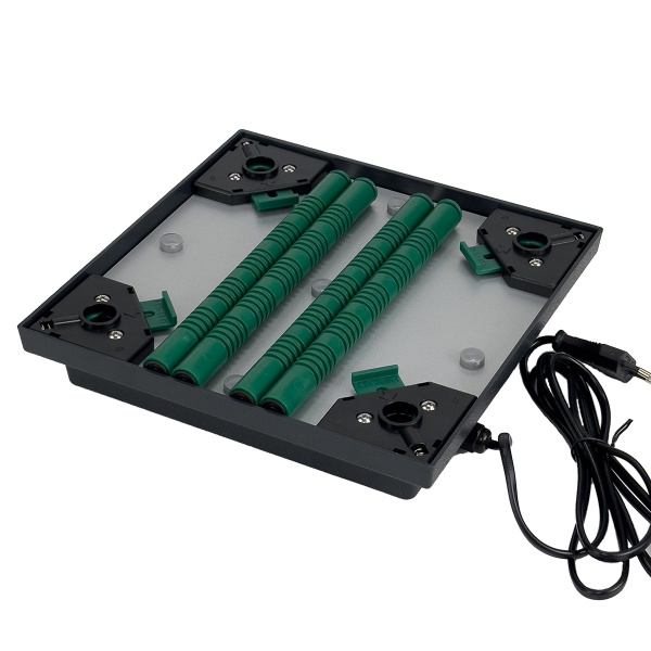 Панель обогревательная HobbyFarm 25x25 см 15 Вт для цыплят