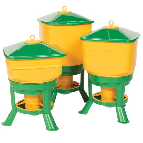 Кормушка бункерная Kubic Premium 35 кг пластик с разделительной решеткой на ножках