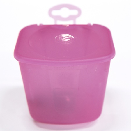 Поилка ниппельная с бачком DERBY 0,5 л 45° для кроликов и птиц