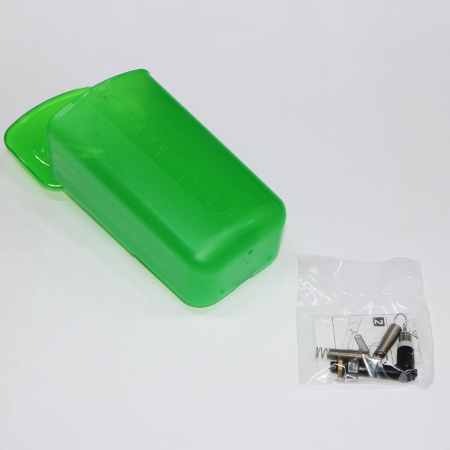 Поилка ниппельная с бачком DERBY 1 л 90° для кроликов и птиц