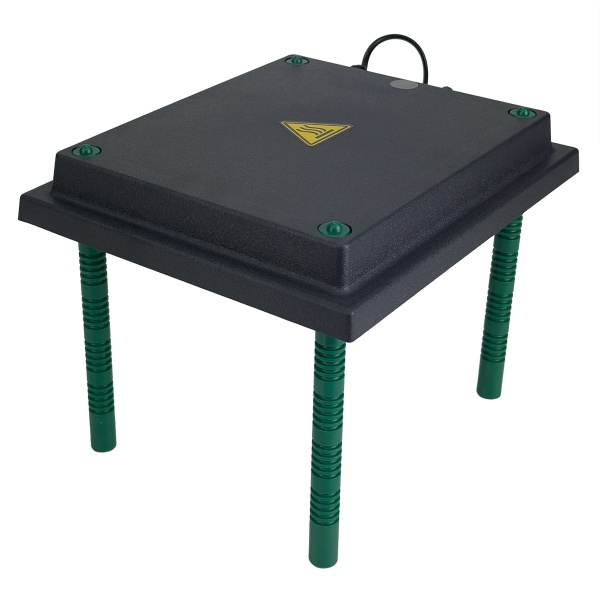 Панель обогревательная HobbyFarm 25х30 см 20 Вт для цыплят